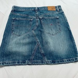 TOMMY HILFIGER women’s denim skirt